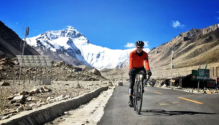 Cycling in Tibet