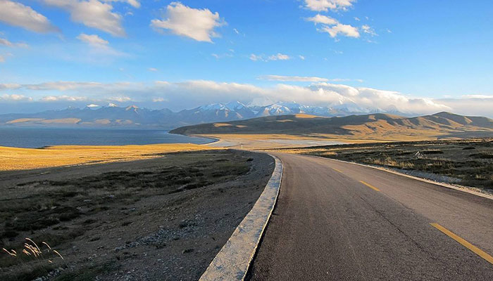 Road in Tibet