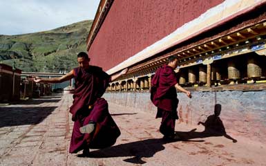 Top Mountain Monasteries to Visit in Tibet