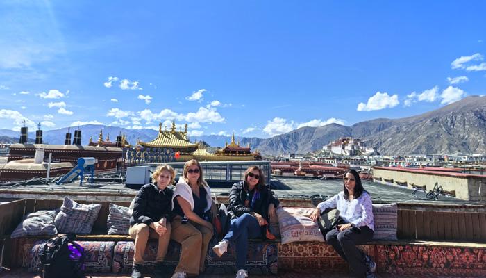 Acclimate in Lhasa