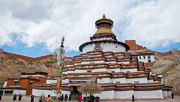  The Gyantse Kumbum Stupa in Tibet