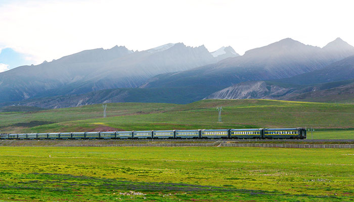 Get to Tibet by train