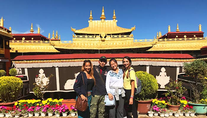 Visit Jokhang Temple